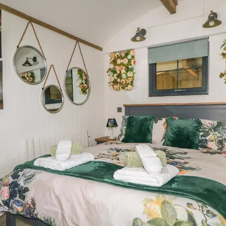 High Rigg Shepherd's Hideaway Holiday home *